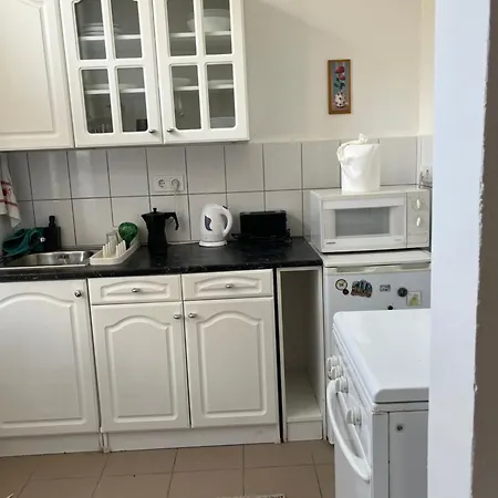 Retro Kenyelem Apartment Budapest